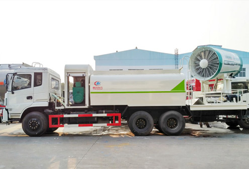 國五東風天龍霧炮車